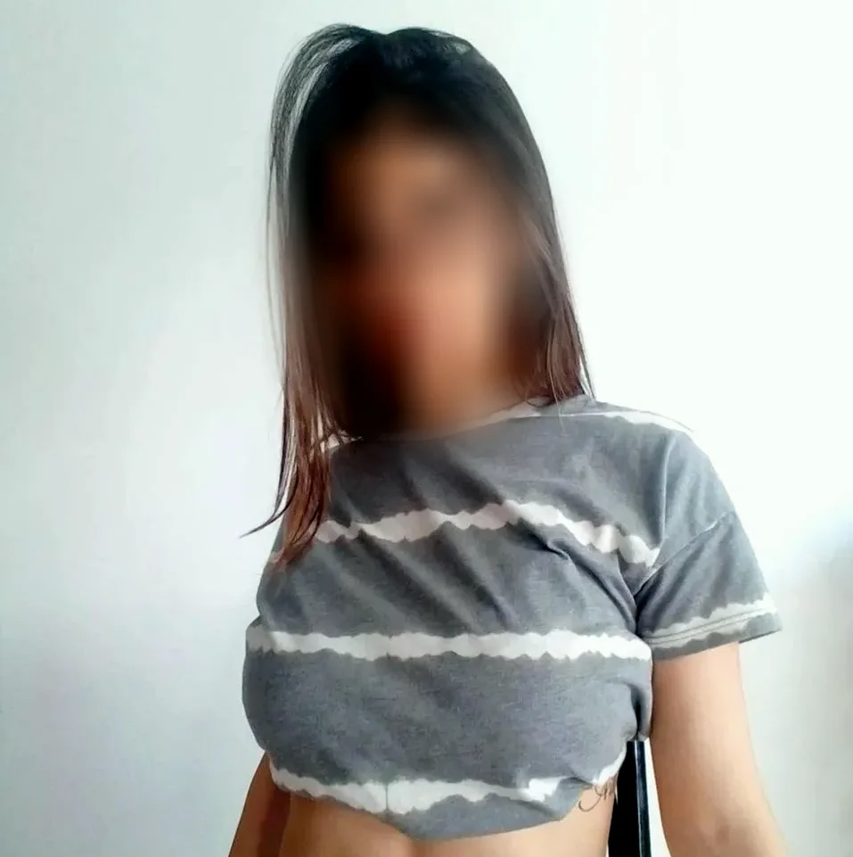 Alma, 23